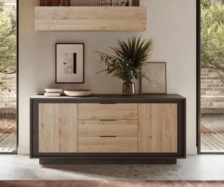 Sideboards & display cabinets