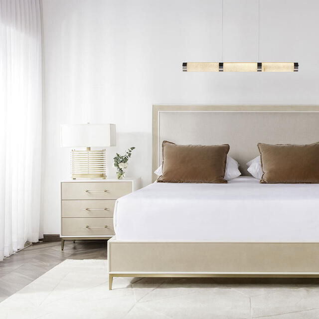 Alice Large Bedside table in Ivory Shagreen with 3 Drawers image 3