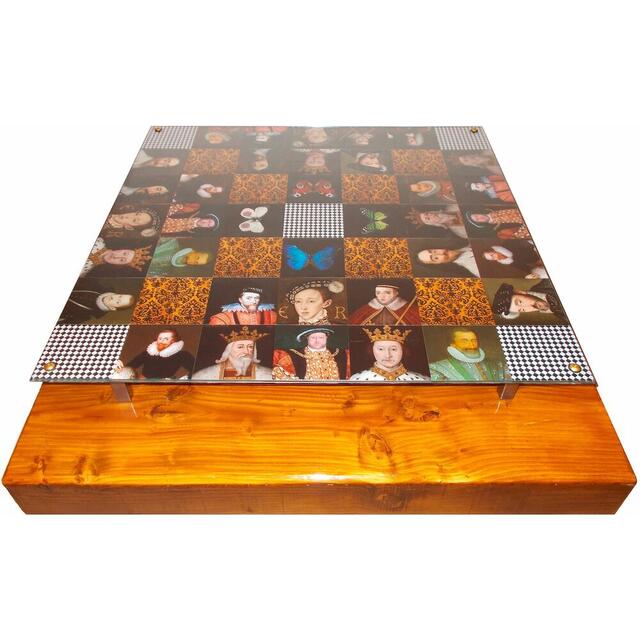Checkered Kings Coffee Table with glass top image 5